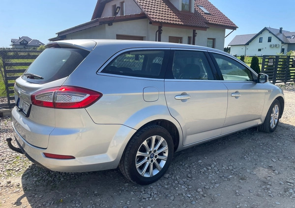 Ford Mondeo cena 26900 przebieg: 218000, rok produkcji 2011 z Iława małe 211